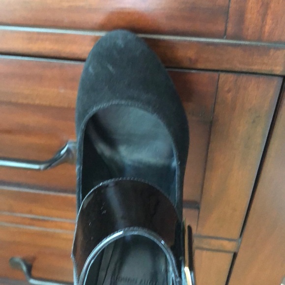 Tory Burch 9 1/2 - Picture 8 of 16